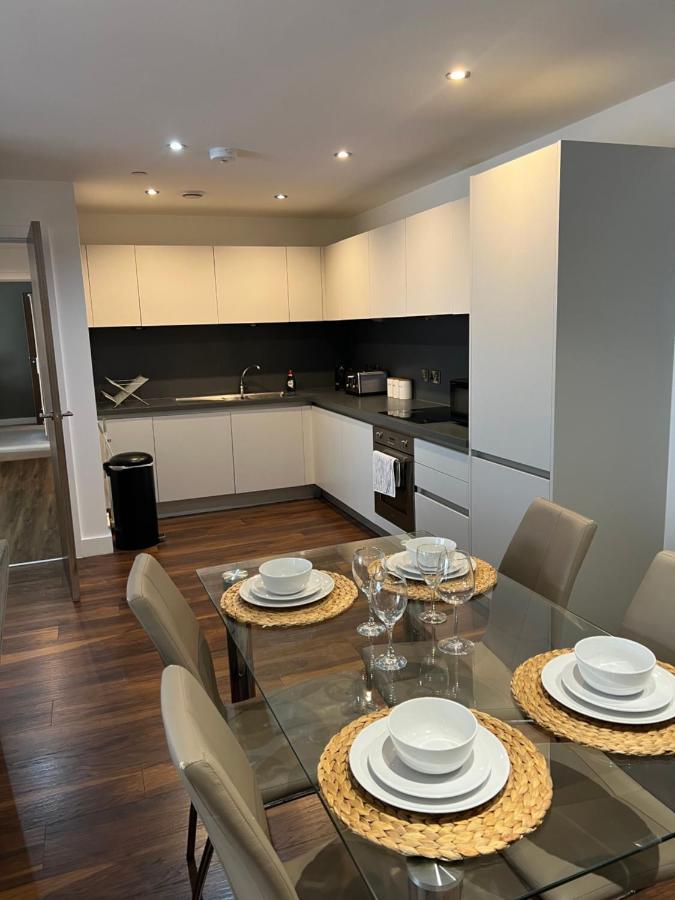 Stunning Manchester City Centre Apartment! Ideal For Small Groups Exterior photo